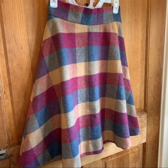 Marjun NWOT Blend Midi Skirt Womens Size 26 Waist Wool Plaid Designer Blue - Picture 6 of 12